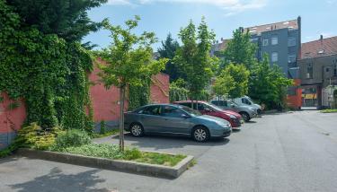 Parking voitures extérieur