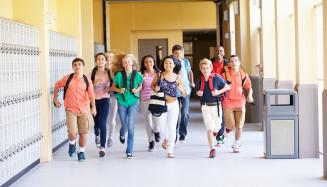 Enfants dans une école